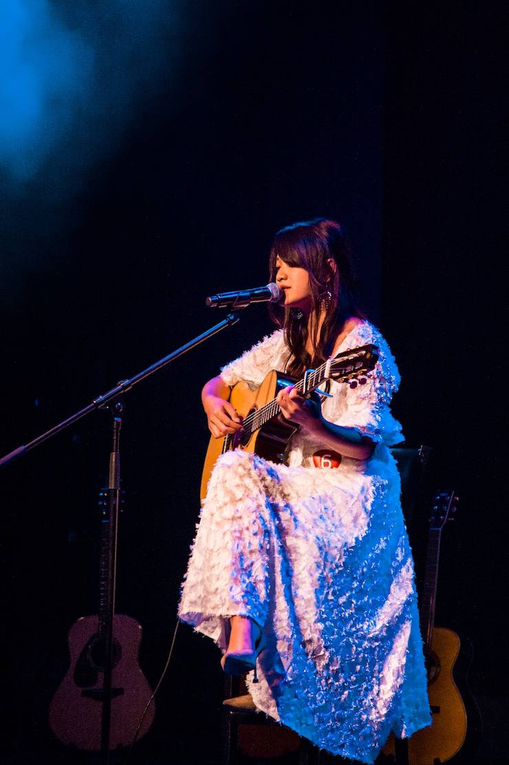 第四届“热博rb88吉他女声弹唱大赛”总冠军出炉<br />温格夺冠，董冬冬担任评委
